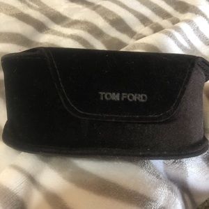 TOM FORD SUNGLASS CASE. Black velvet